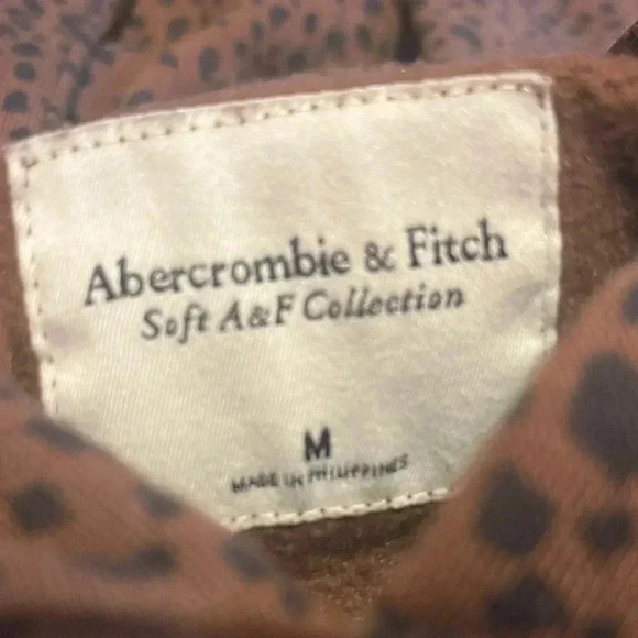 Abercrombie & Fitch Soft Medium Fleece Lined Cheetah Print Hoodie - Picture 7 of 8